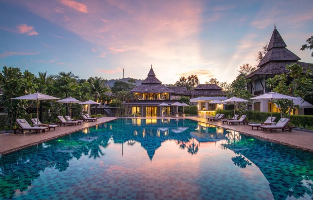 best resorts in philippines