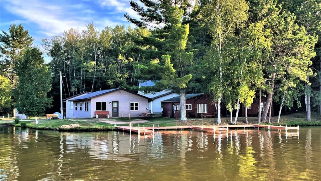 fishing resorts in wisconsin