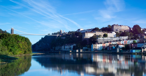 Flights from Bristol to Edinburgh