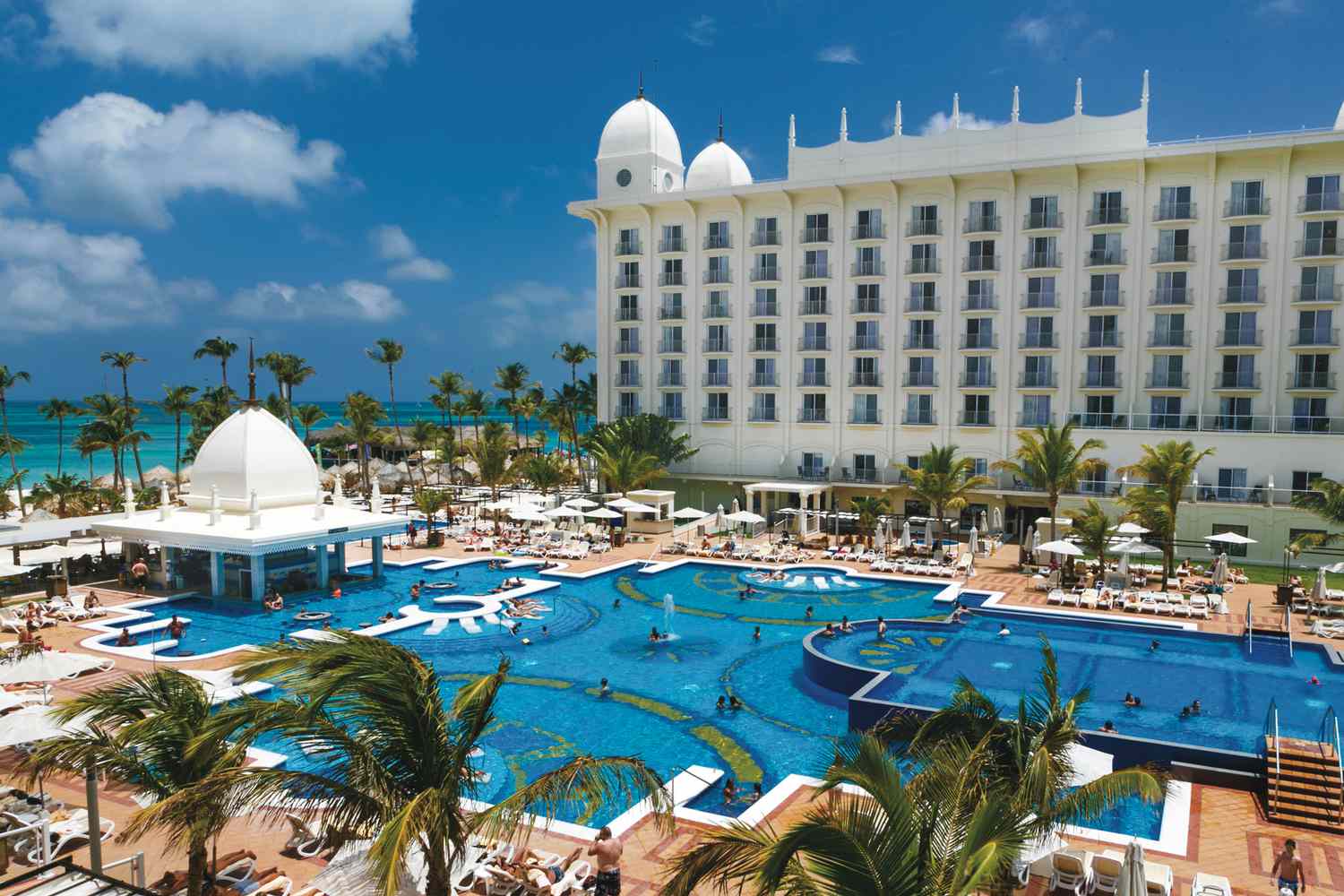 best family resorts in aruba