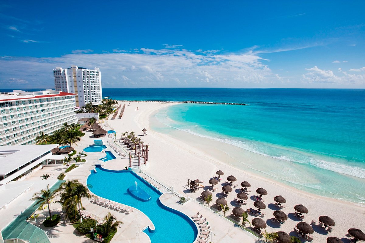 best party resorts in cancun