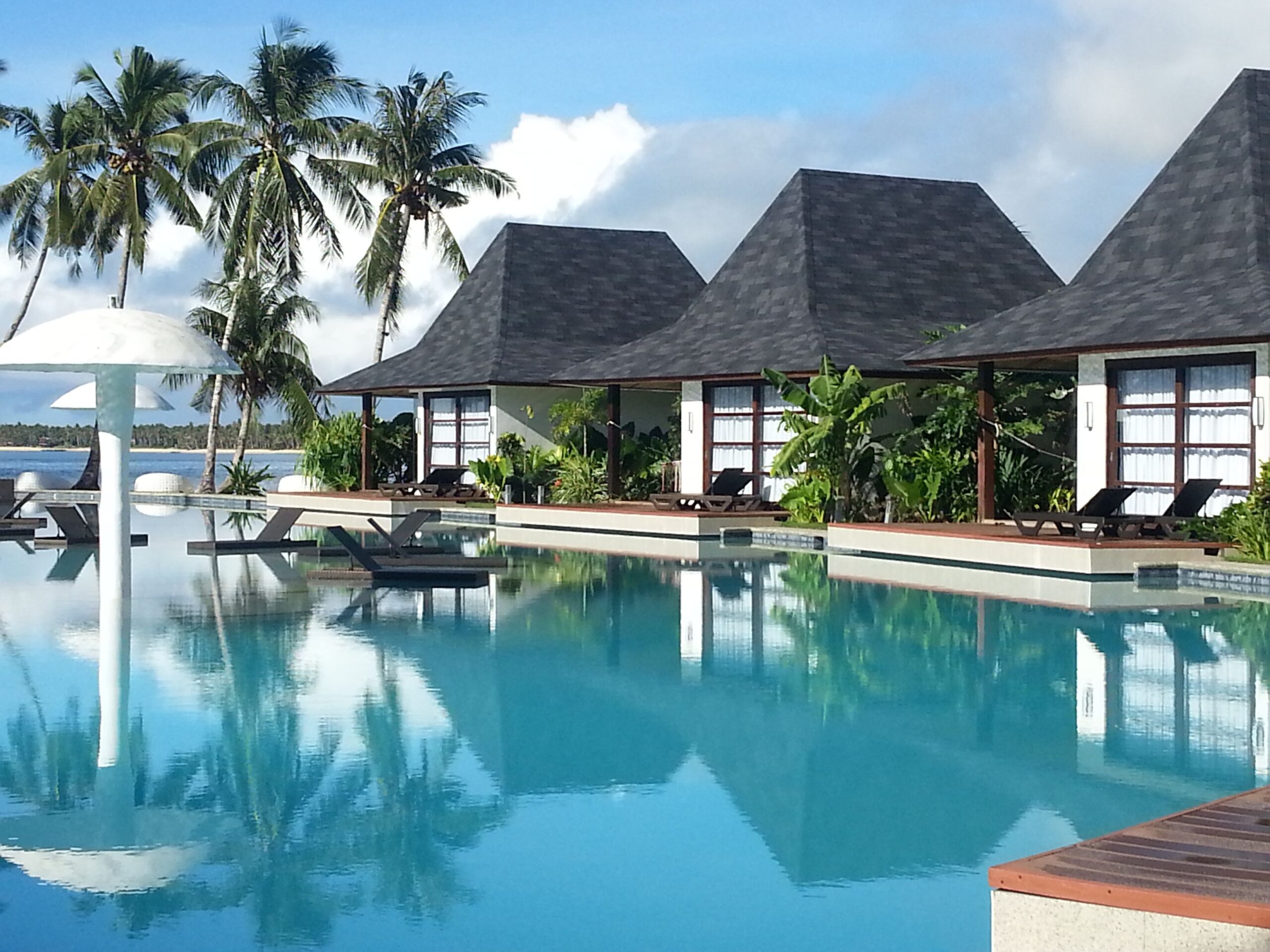 best resorts in philippines